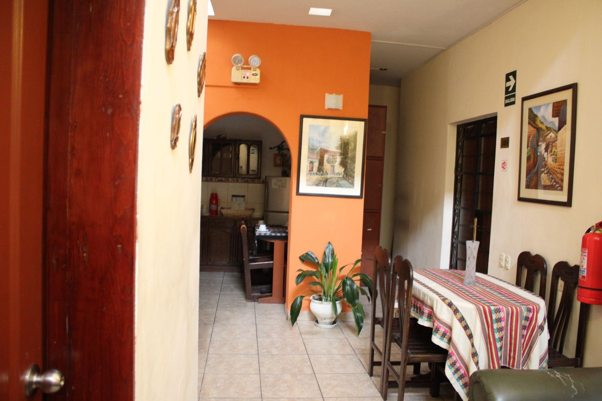 Alpackers Hotel Lima