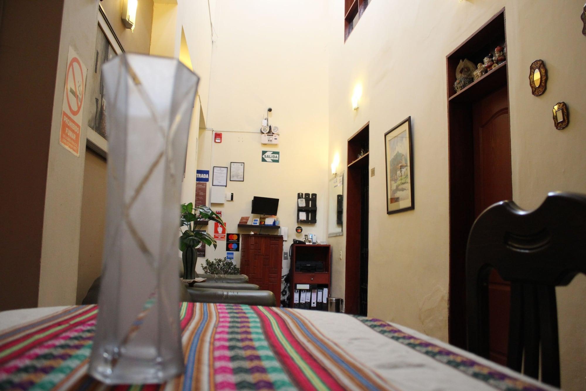 Alpackers Hotel